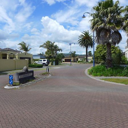 Tuscan Retreat Bed & Breakfast - Adults Only Bed and Breakfast Papamoa Buitenkant foto