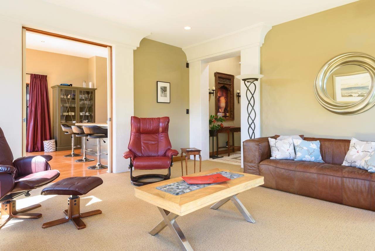 Tuscan Retreat Bed & Breakfast - Adults Only Bed and Breakfast Papamoa Buitenkant foto