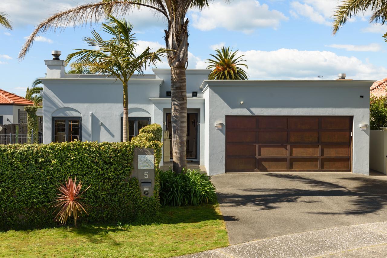Tuscan Retreat Bed & Breakfast - Adults Only Bed and Breakfast Papamoa Buitenkant foto